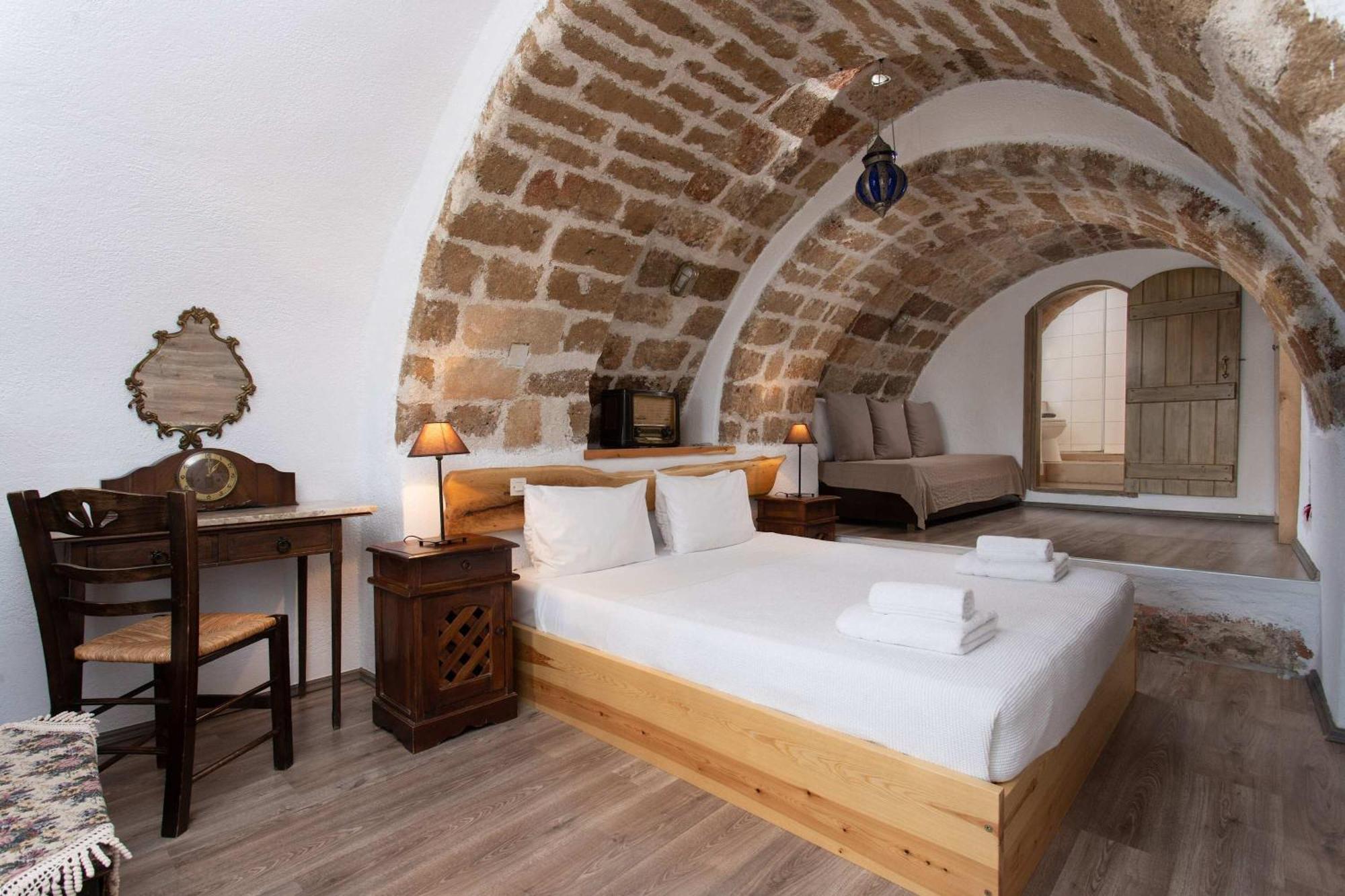 Pablito House-Seaview Monemvasia Nests エクステリア 写真
