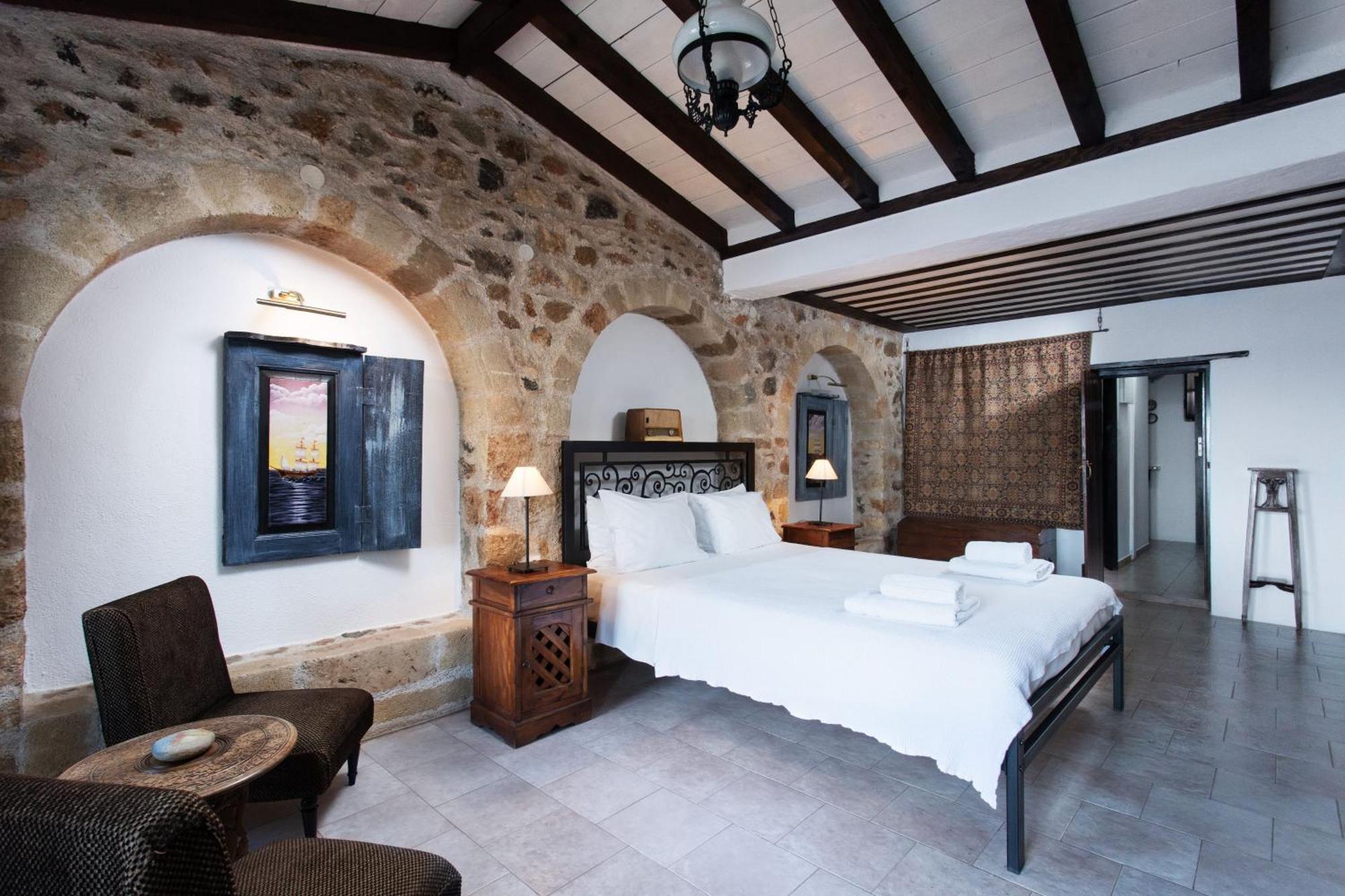 Pablito House-Seaview Monemvasia Nests エクステリア 写真