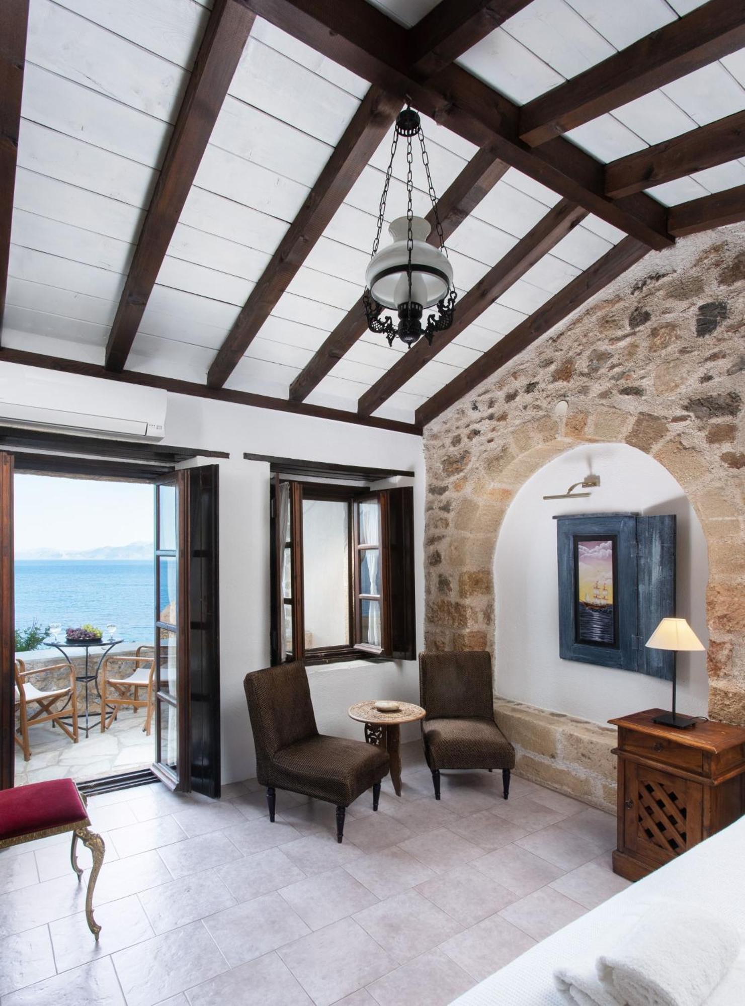 Pablito House-Seaview Monemvasia Nests エクステリア 写真